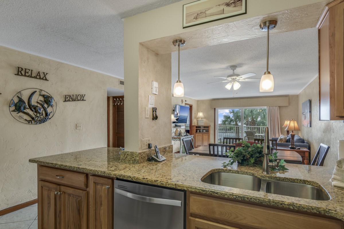 Islander Resort in Destin-Unit 209-1