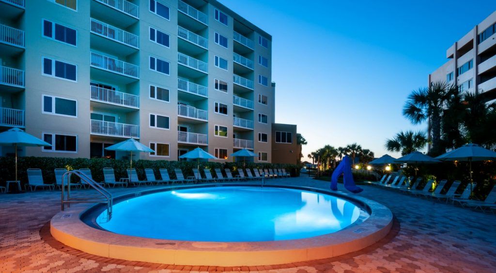 pool rounded 1400x770 1024x563 1