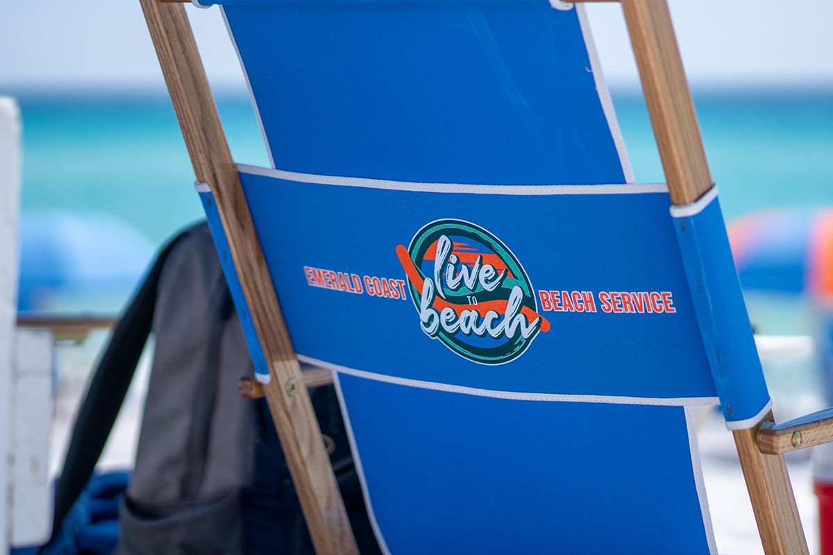 TheIslander 01 insets